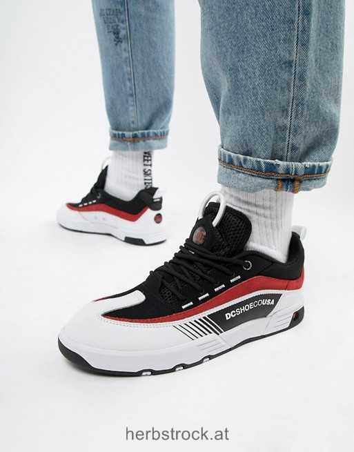 DC Shoes – Legacy 98 – Schmale Sneaker in Schwarz und Rot schwarz Männer